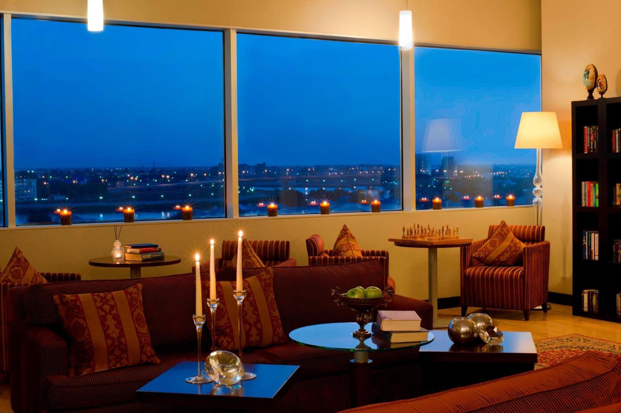 Renaissance By Crystall Atyrau Exterior photo
