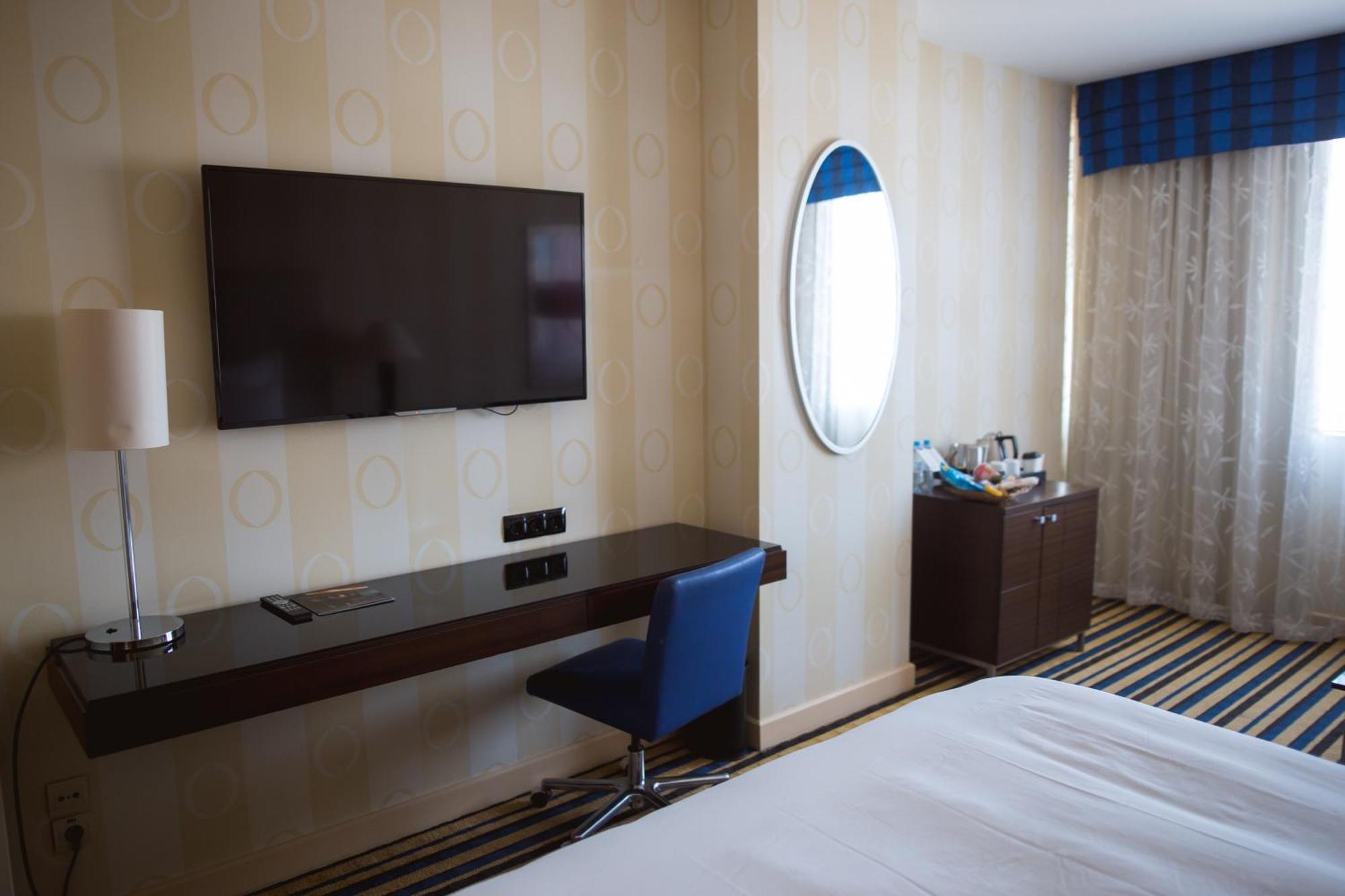Renaissance By Crystall Atyrau Room photo