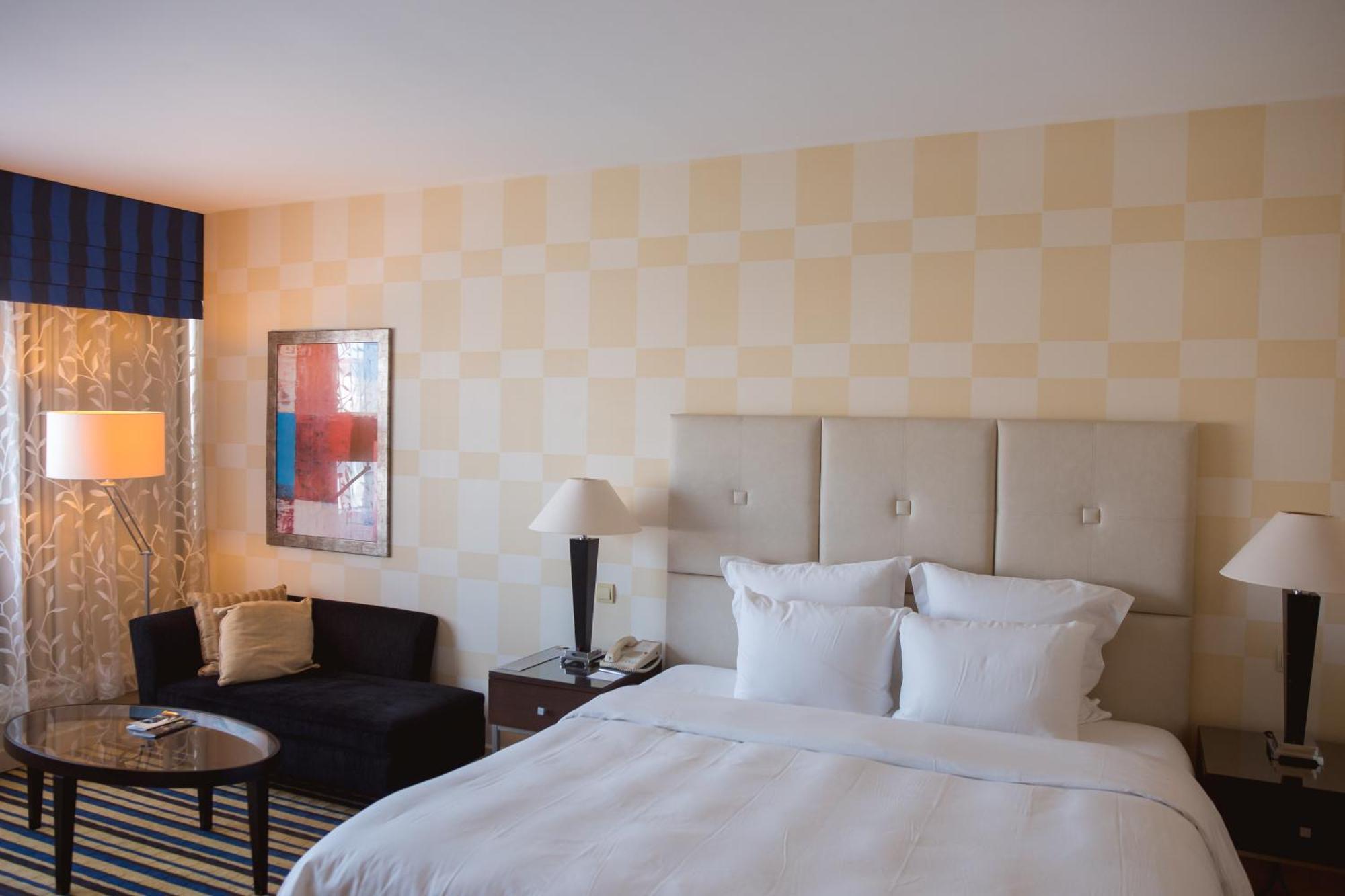 Renaissance By Crystall Atyrau Room photo