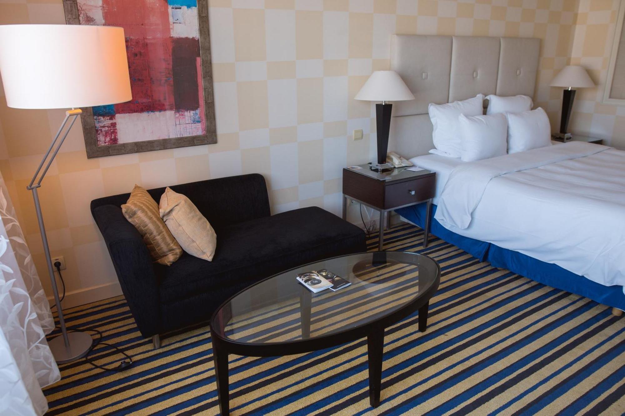 Renaissance By Crystall Atyrau Room photo